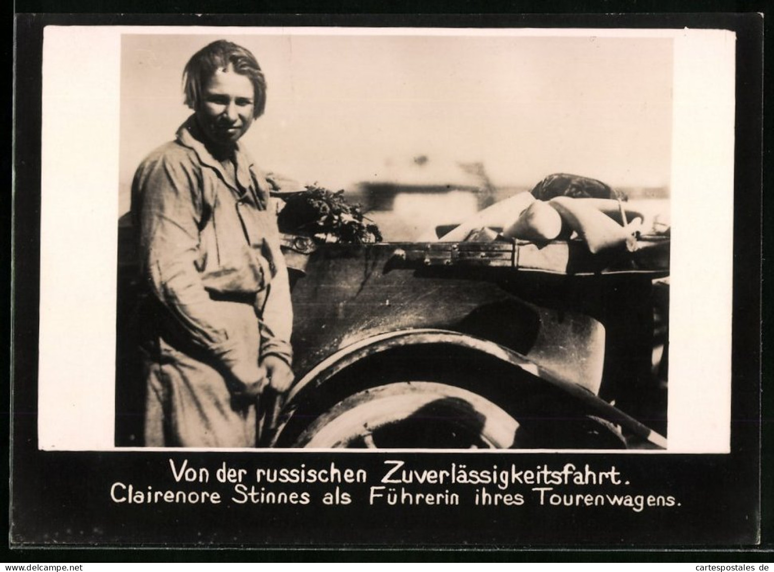 Fotografie Zuverlässigkeitsfahrt In Russland, Fahrerin Clairenore Stinnes Mit Ihrem Tourenwagen - Auto  - Auto's