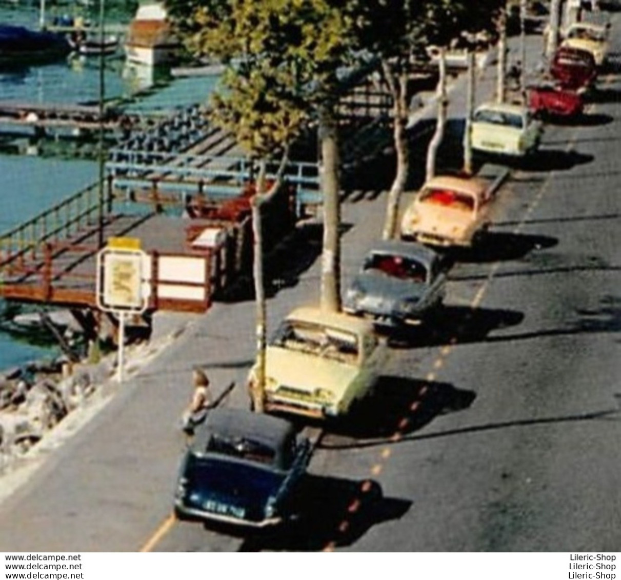 GOLFE JUAN - Le Port - Automobiles - Ford Taunus 17 M, Renault Dauphine - 404 Peugeot - Passenger Cars