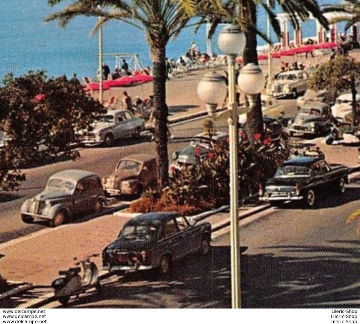 NICE - Cpsm 1964 - La Promenade Des Anglais - Scooter Vespa - Automobiles - Peugeot 202 403 404, Renault 4 Cv - Turismo