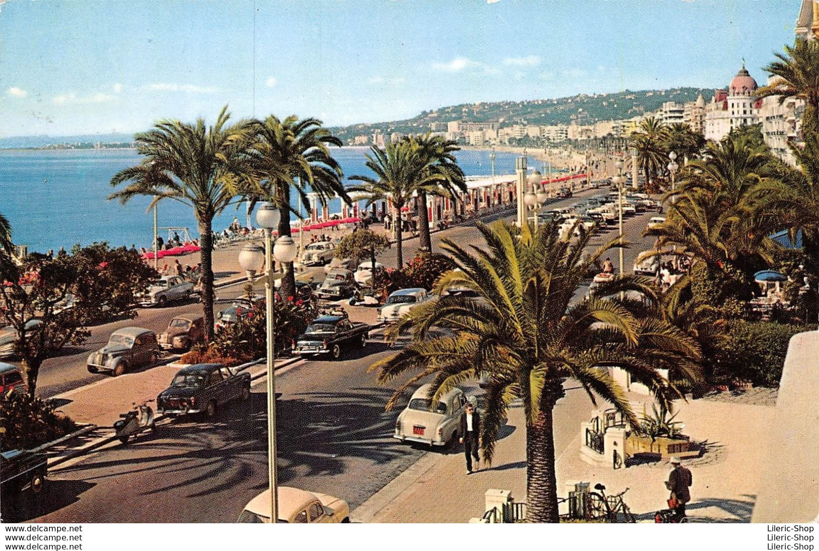 NICE - Cpsm 1964 - La Promenade Des Anglais - Scooter Vespa - Automobiles - Peugeot 202 403 404, Renault 4 Cv - Voitures De Tourisme