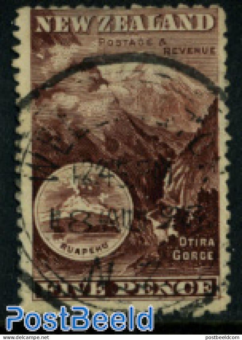New Zealand 1902 5P Brown, Perf 11-14 Mixed (above/under)thin Spot, Used, Sport - Mountains & Mountain Climbing - Used Stamps