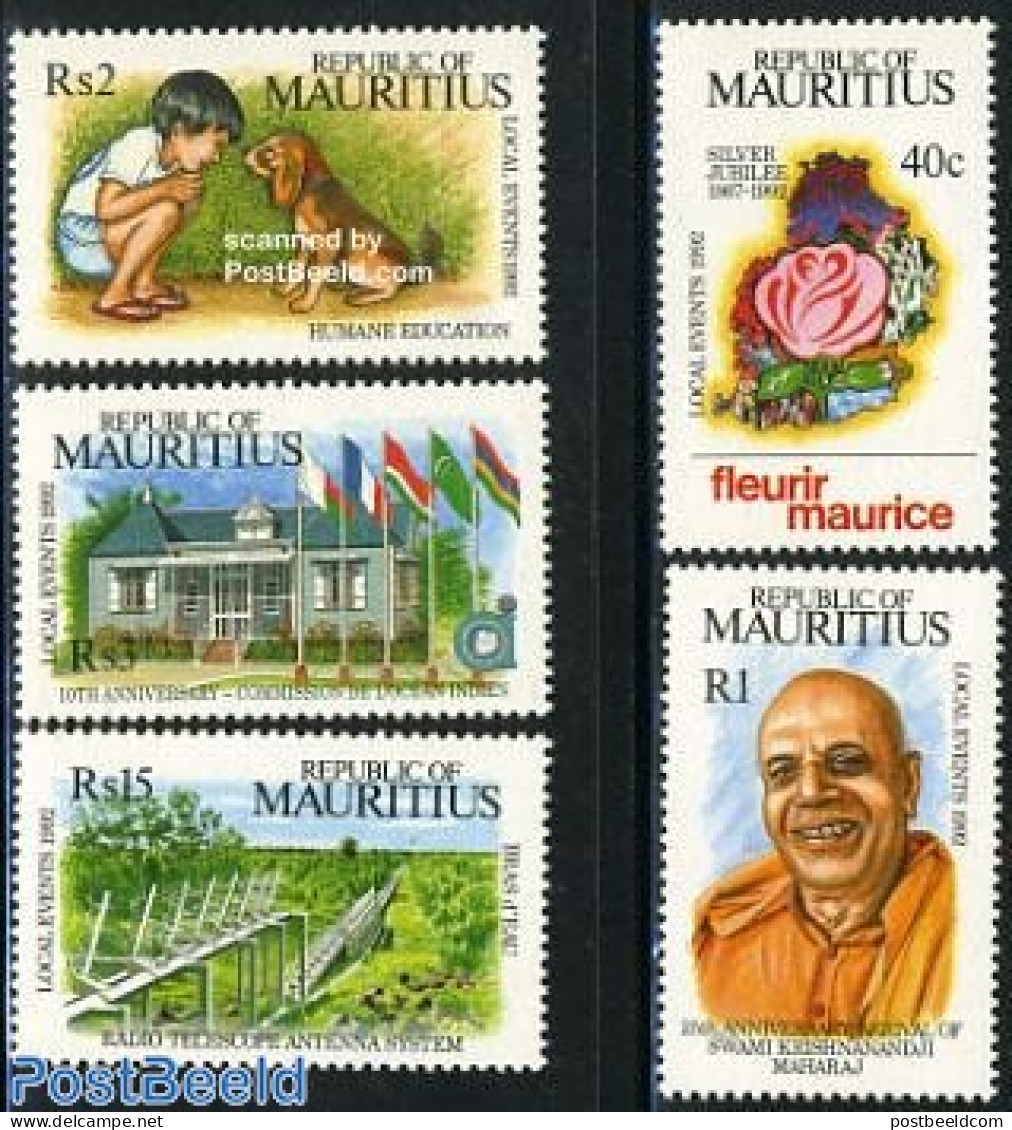 Mauritius 1992 Mixed Issue 5v, Mint NH, History - Nature - Science - Flags - Dogs - Telecommunication - Télécom