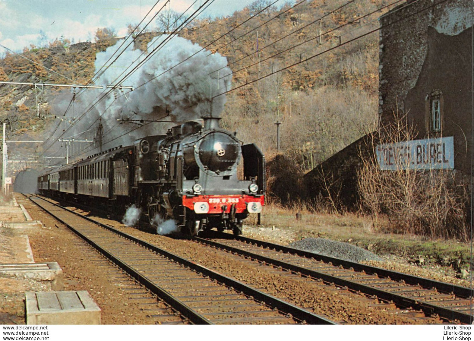 2 Mars 1982 - Locomotive 230 G 353 Au Passage En Gare De TRÈVES-BUREL Entre Lyon Et St-Étienne - Phot. O. CURIE - Eisenbahnen