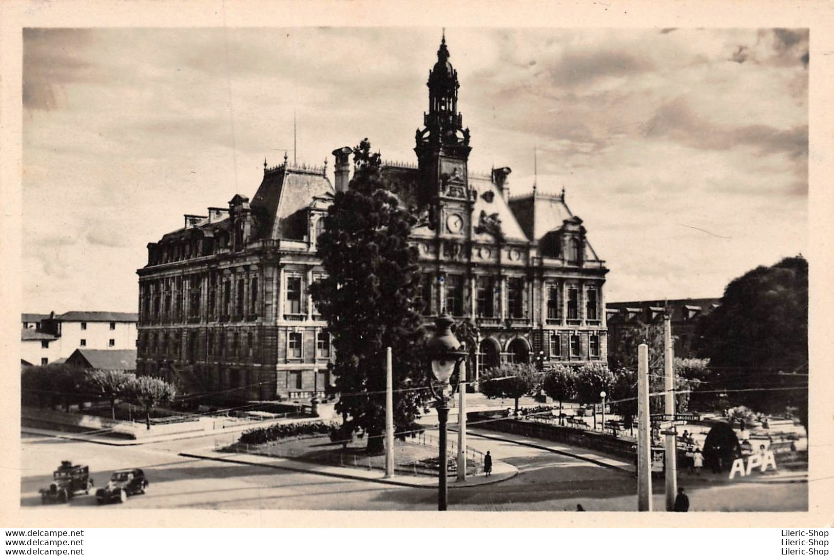 LIMOGES (87) CPSM ±1950 -  L'hôtel De Ville  - Automobiles -  Éd. APA-POUX - Limoges