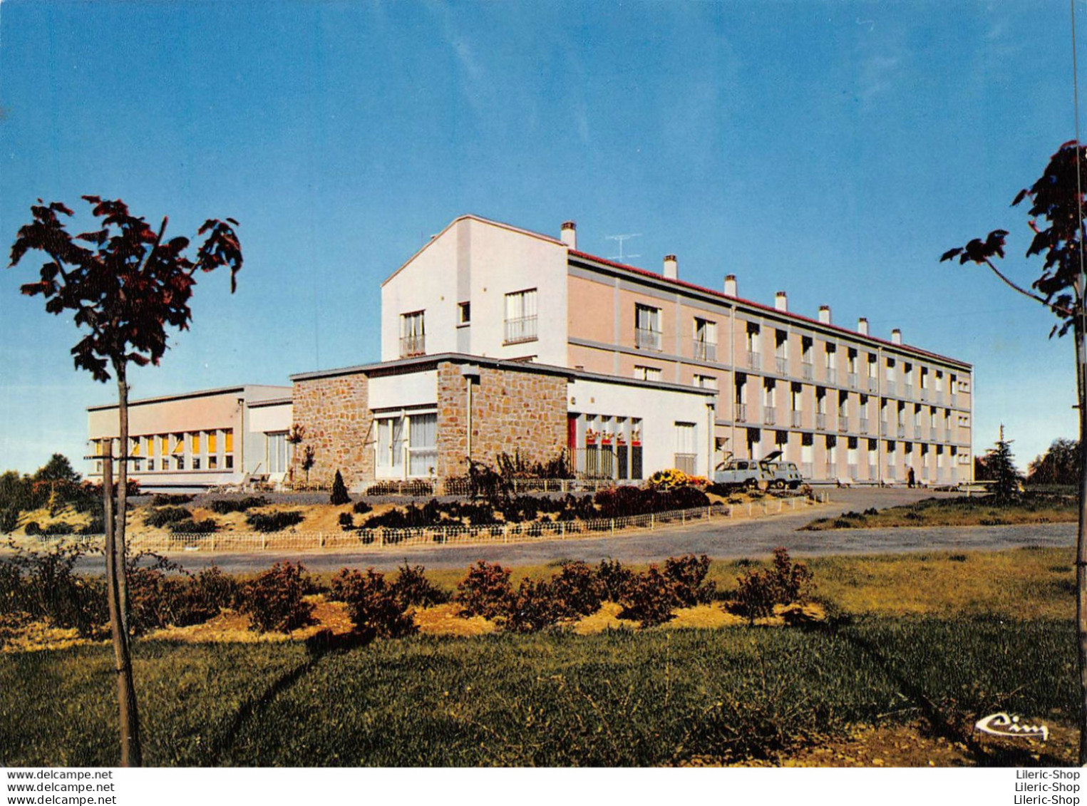 CHÂLUS (87) CPSM ±1970 - La Maison De Retraite - Architecte : M. PORTEJOIE - Éd. COMBIER - - Chalus