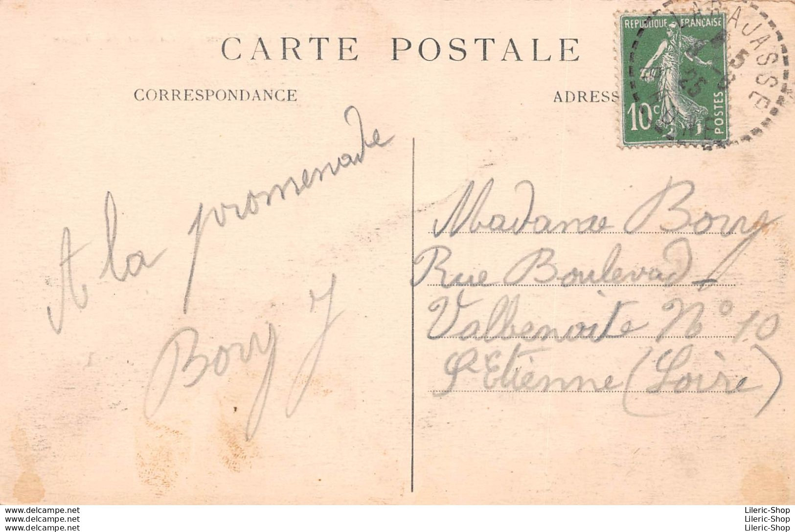 LARAJASSE (69) Aout 1925 - La Cour Du Château - Other & Unclassified