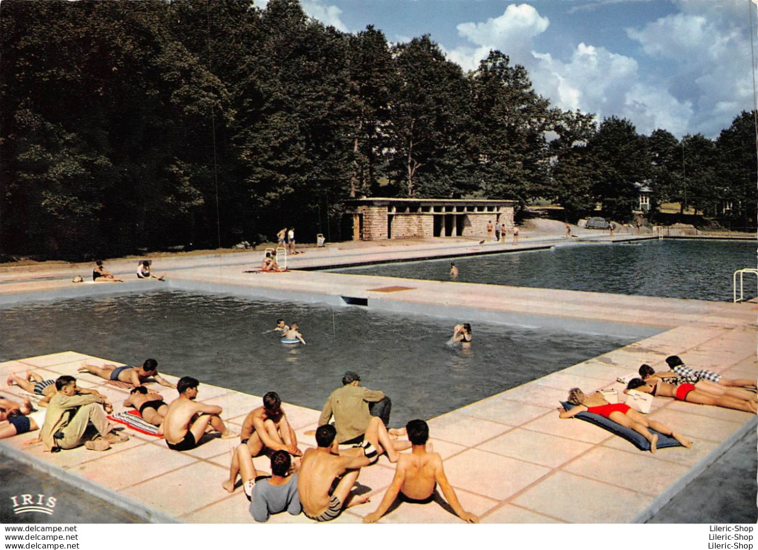 ÉGLETONS (19) - E.A.T.P. - La Piscine - Jeunes Gens En Maillot De Bain - Éd. Théojac - Egletons