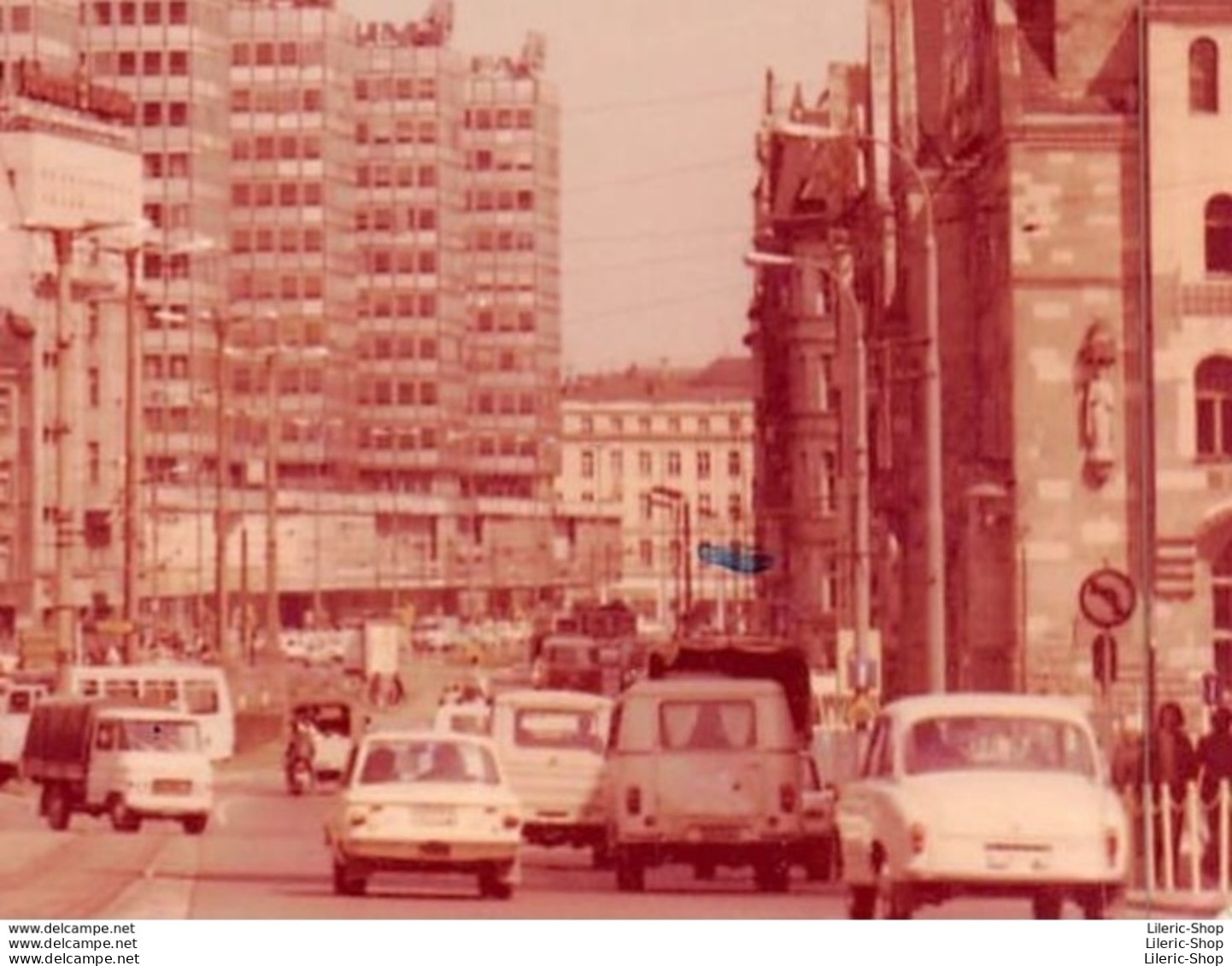POLAND - Poznan ±1970 - Ulica Czerwonej Armii - Automobiles Cars Autos - Poland