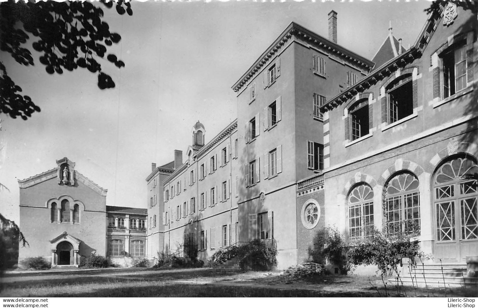 01600  LA SIDOINE. Trévoux (Ain). Façade Sud Et Chapelle. - Trévoux