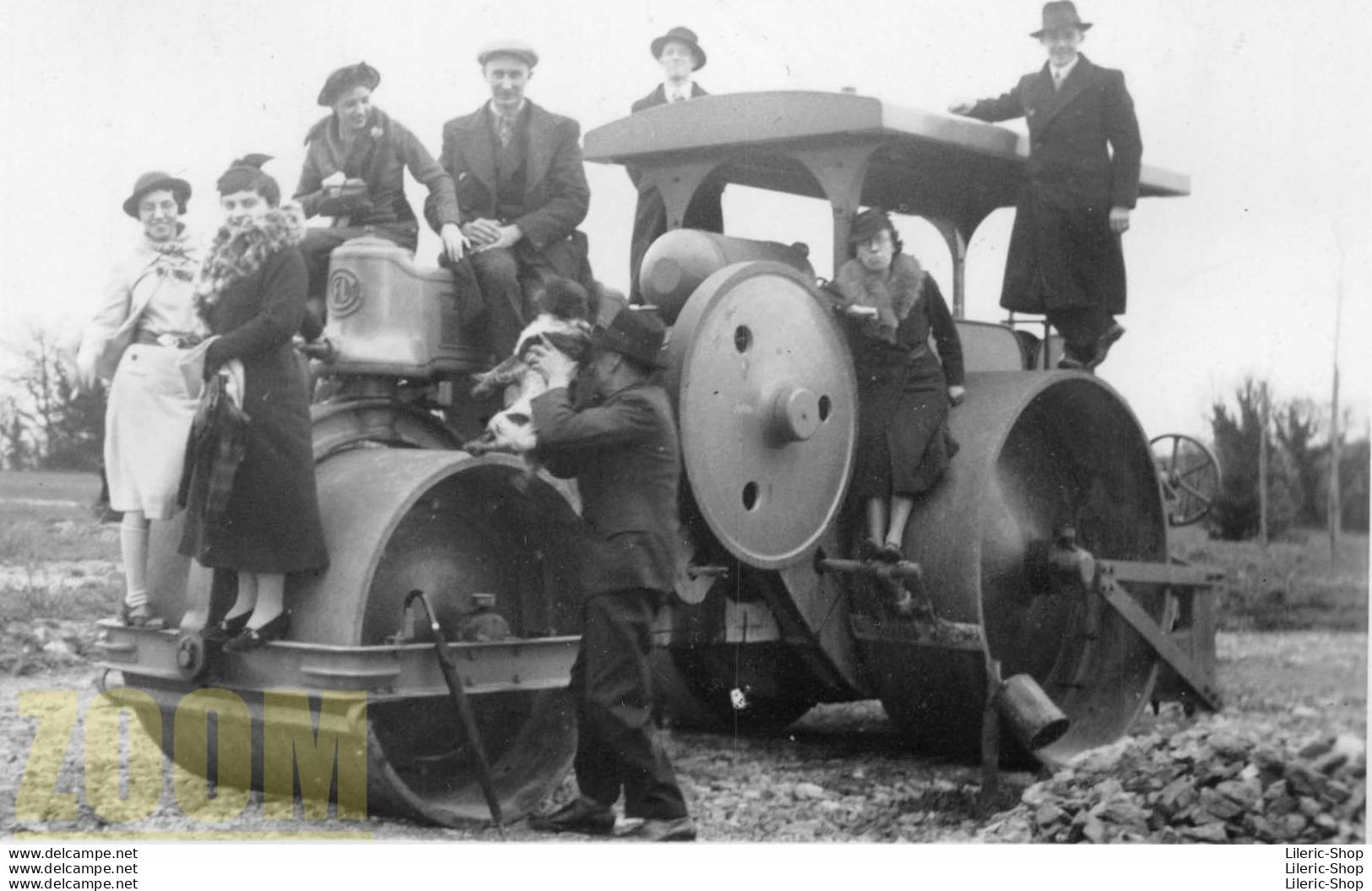 Photo Originale Vintage Snapshot # Travaux Publics #  Rouleau Compresseur à Huile Lourde Marque "Fives-Lille" ± 1950 - - Berufe