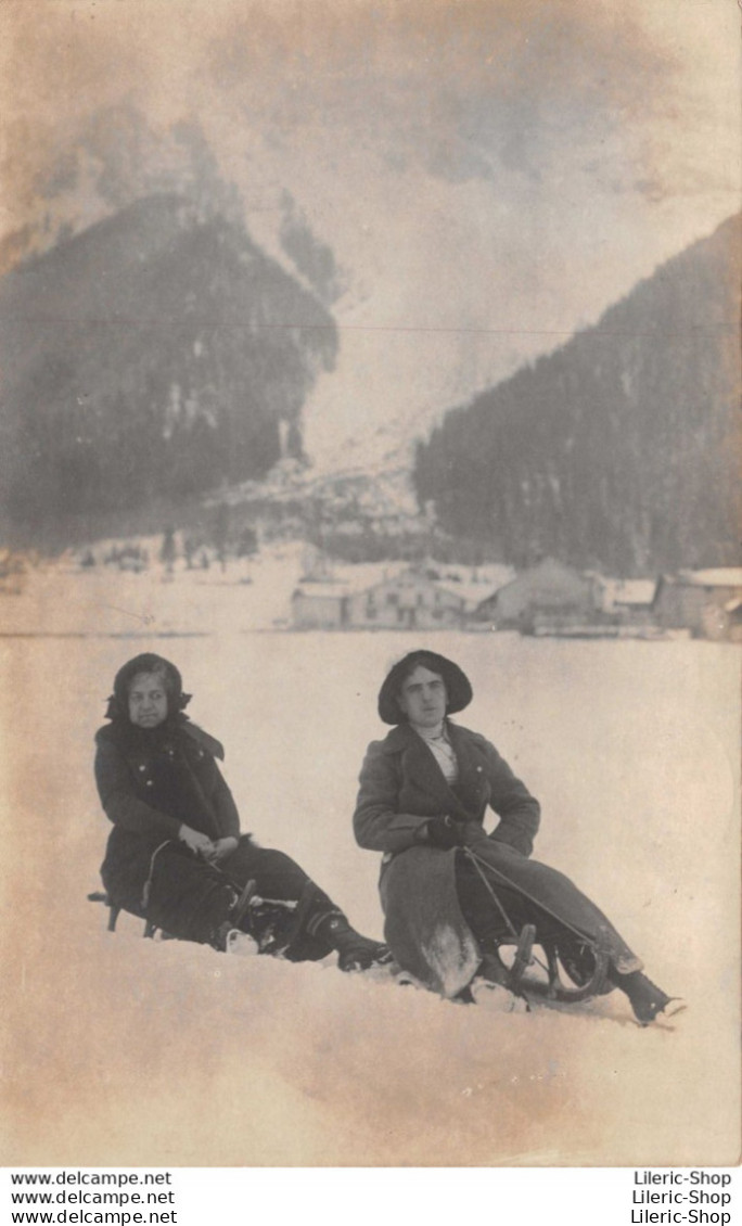 Carte-Photo De Deux Dames Faisant De La Luge - 140X90 - Wintersport