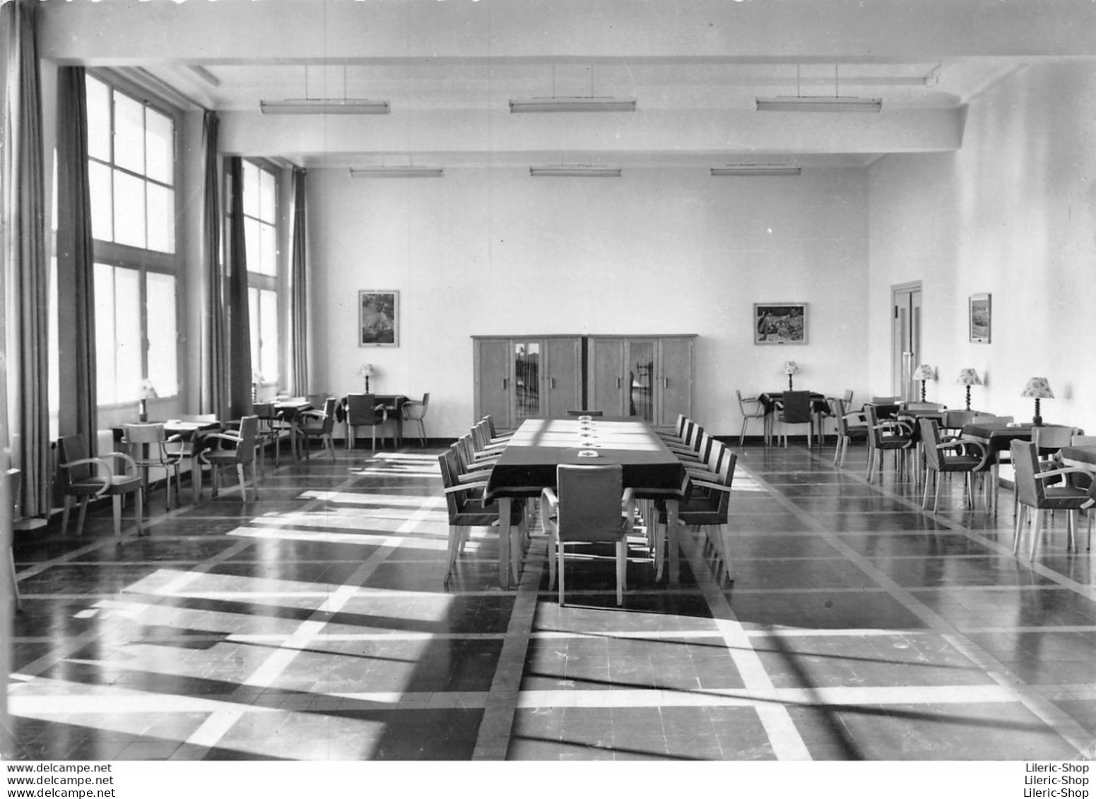 Ecole D'Application D'Artillerie Châlons-sur-Marne  Salle De Lecture Du Cercle E.O.R.  - Photo J. Boulve - Autres & Non Classés