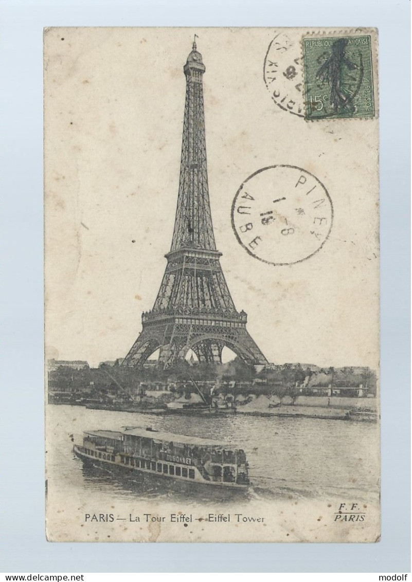CPA - 75 - Paris - La Tour Eiffel (avec Bateau-mouche) - Circulée En 1919 - Places, Squares