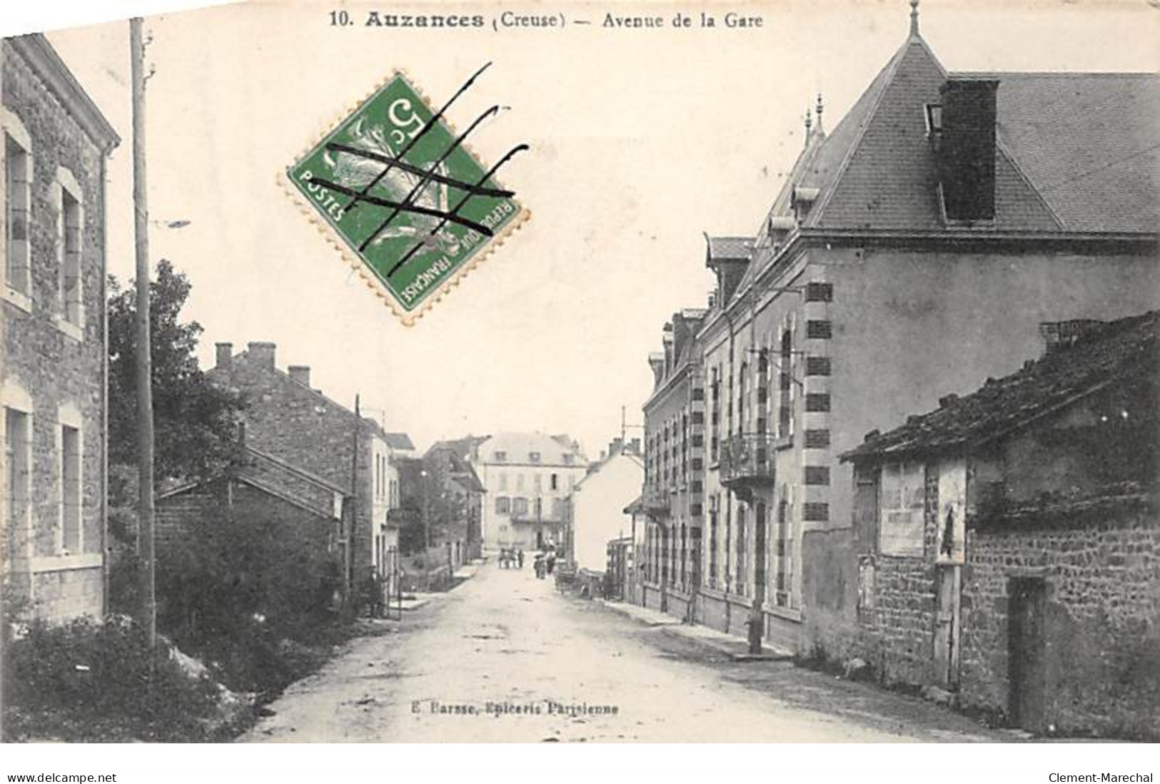 AUZANCES - Avenue De La Gare - Très Bon état - Auzances