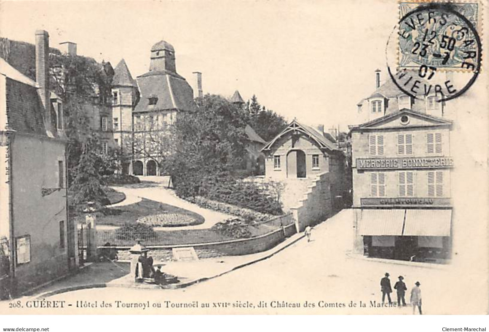 GUERET - Hôtels Des Tournoyl Ou Tournoël, Château Des Comtes De La Marche - Très Bon état - Guéret