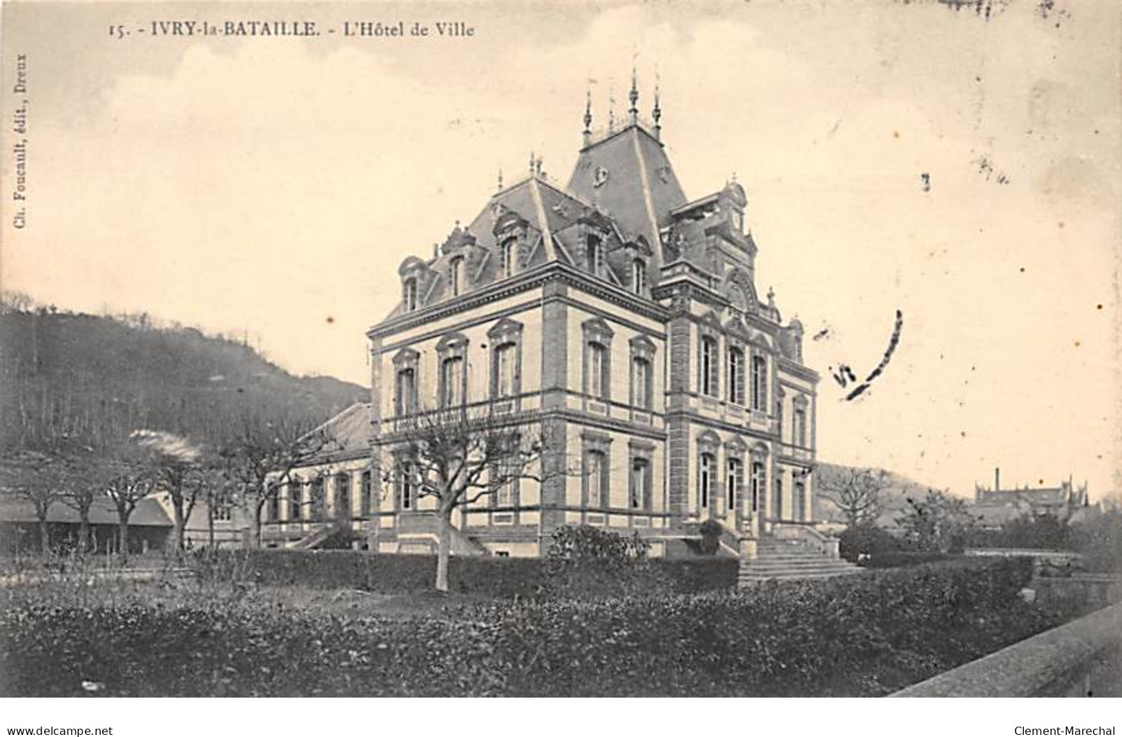 IVRY LA BATAILLE - L'Hôtel De Ville - Très Bon état - Ivry-la-Bataille