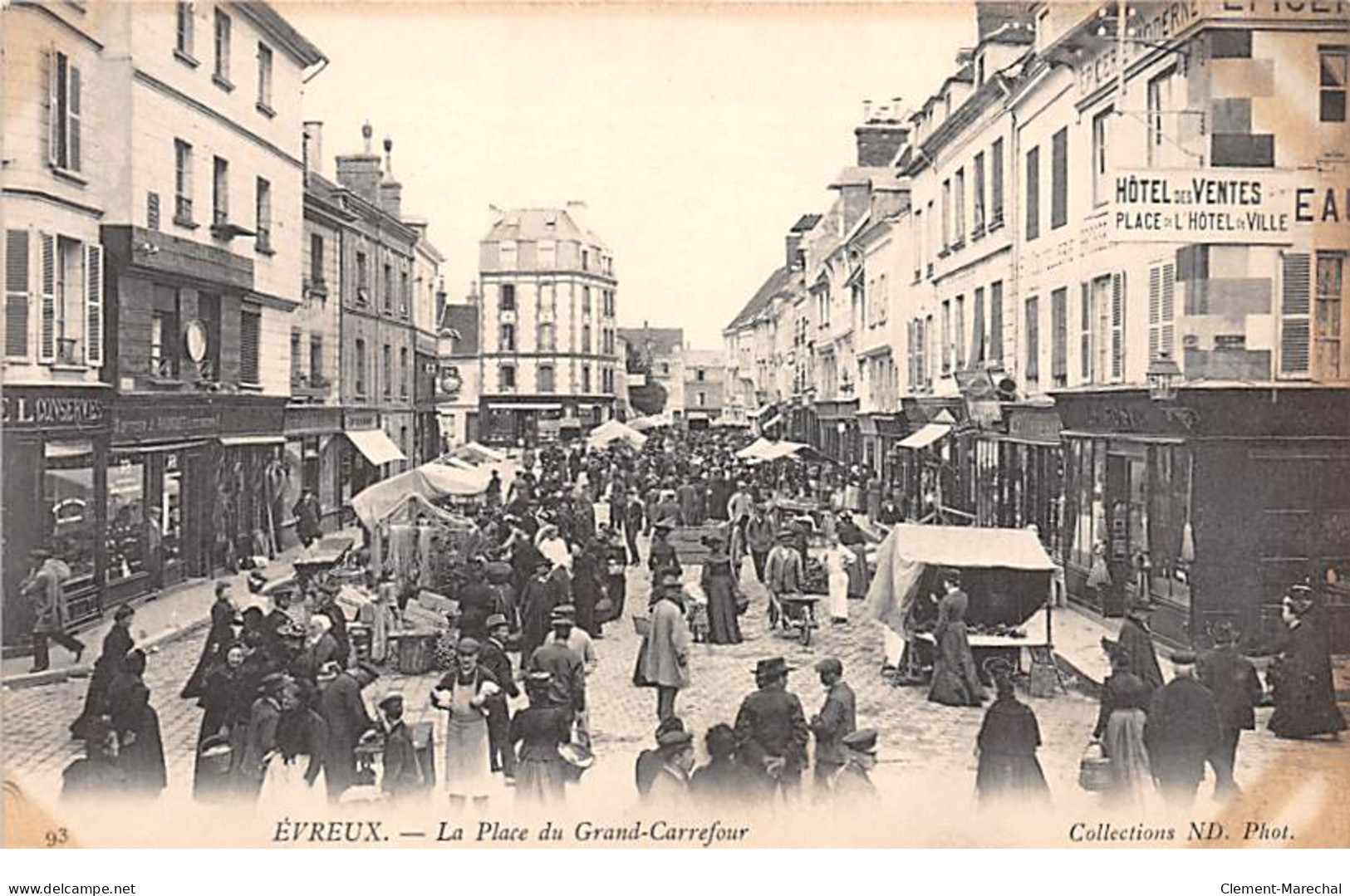 EVREUX - La Place Du Grand Carrefour - Très Bon état - Evreux