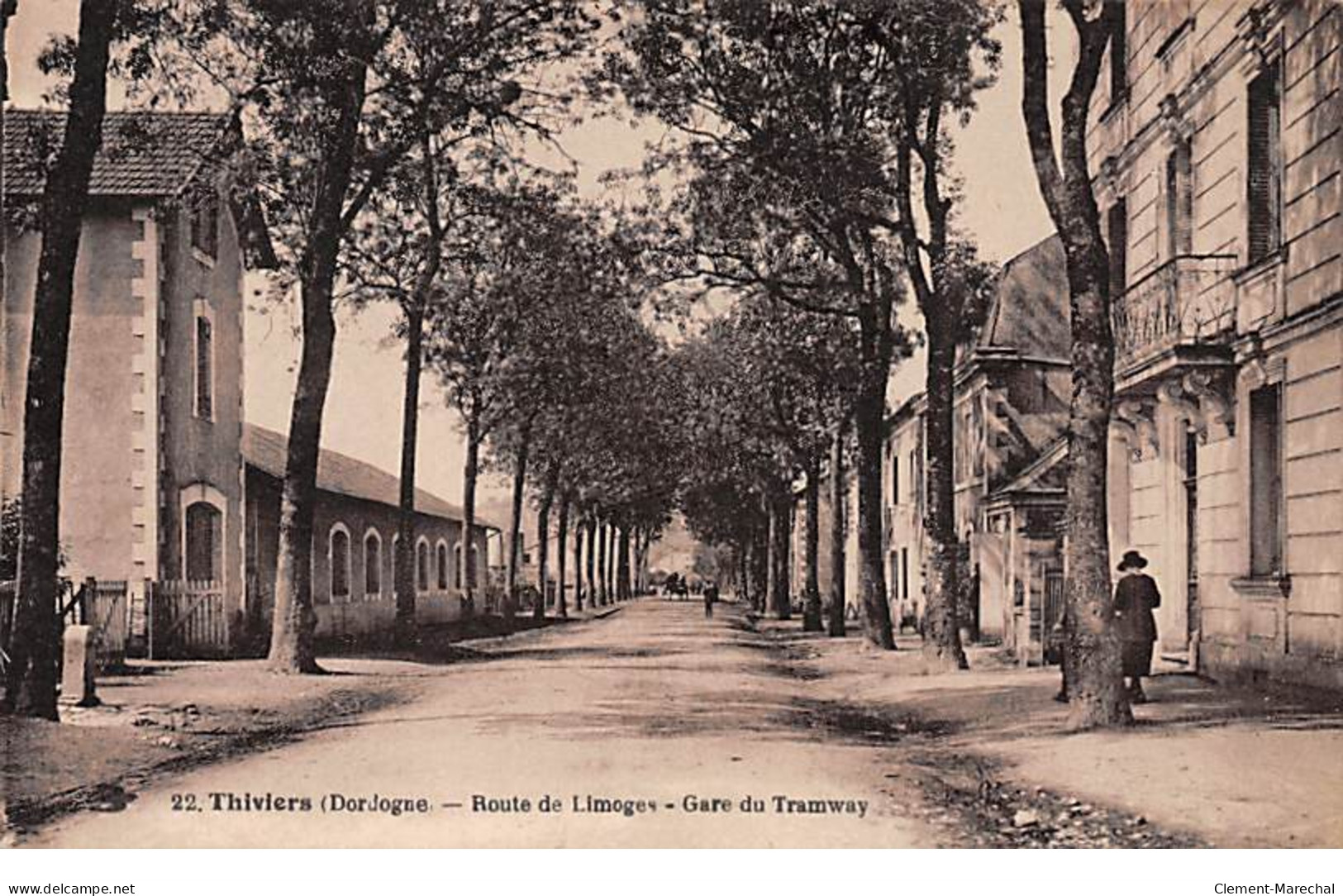 THIVIERS - Route De Limoges - Gare Du Tramway - Très Bon état - Thiviers