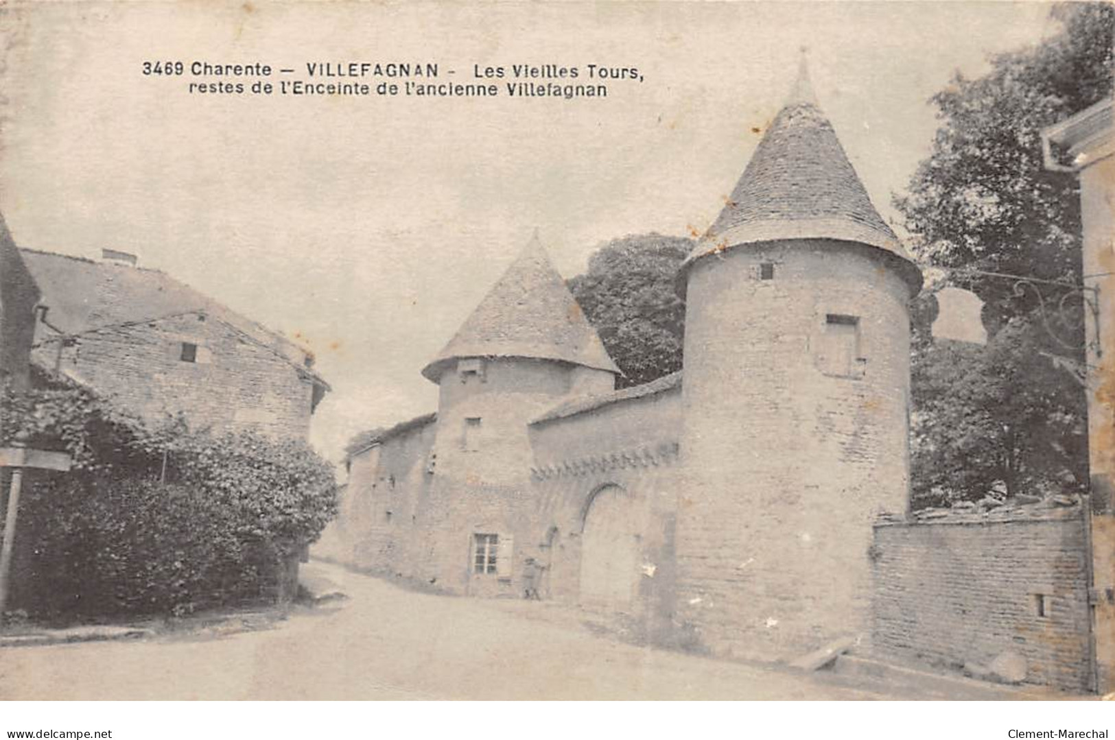 VILLEFRAGNAN - Les Vieilles Tours - Très Bon état - Villefagnan