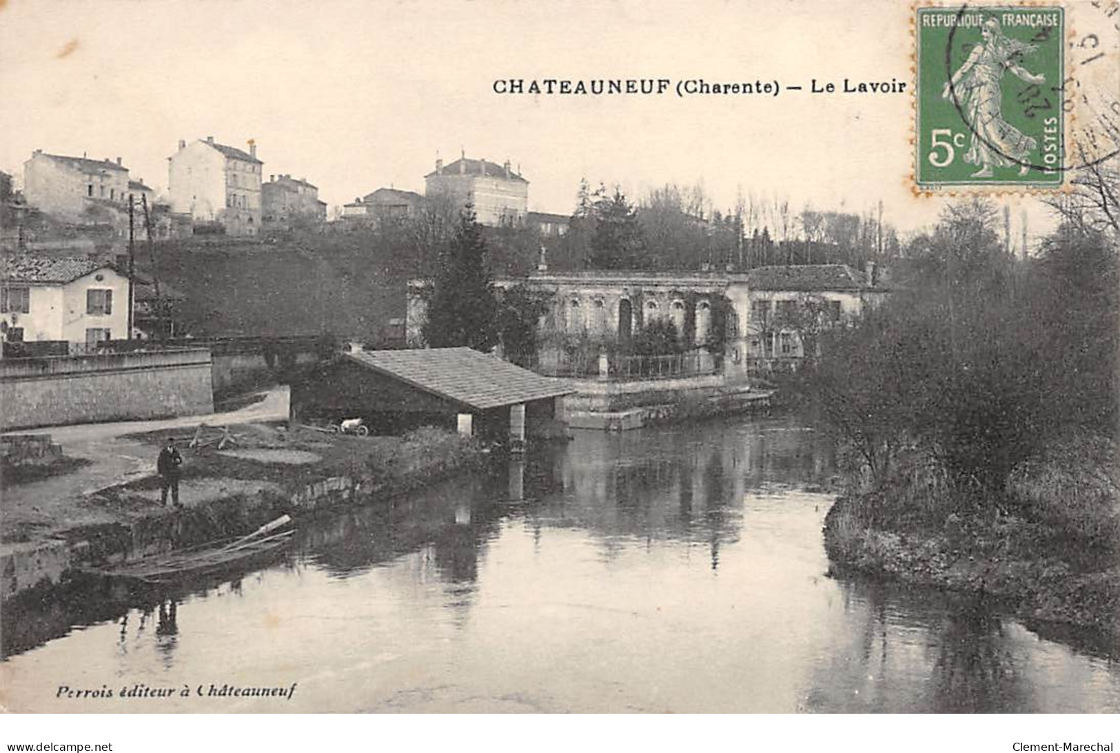 CHATEAUNEUF - Le Lavoir - Très Bon état - Chateauneuf Sur Charente