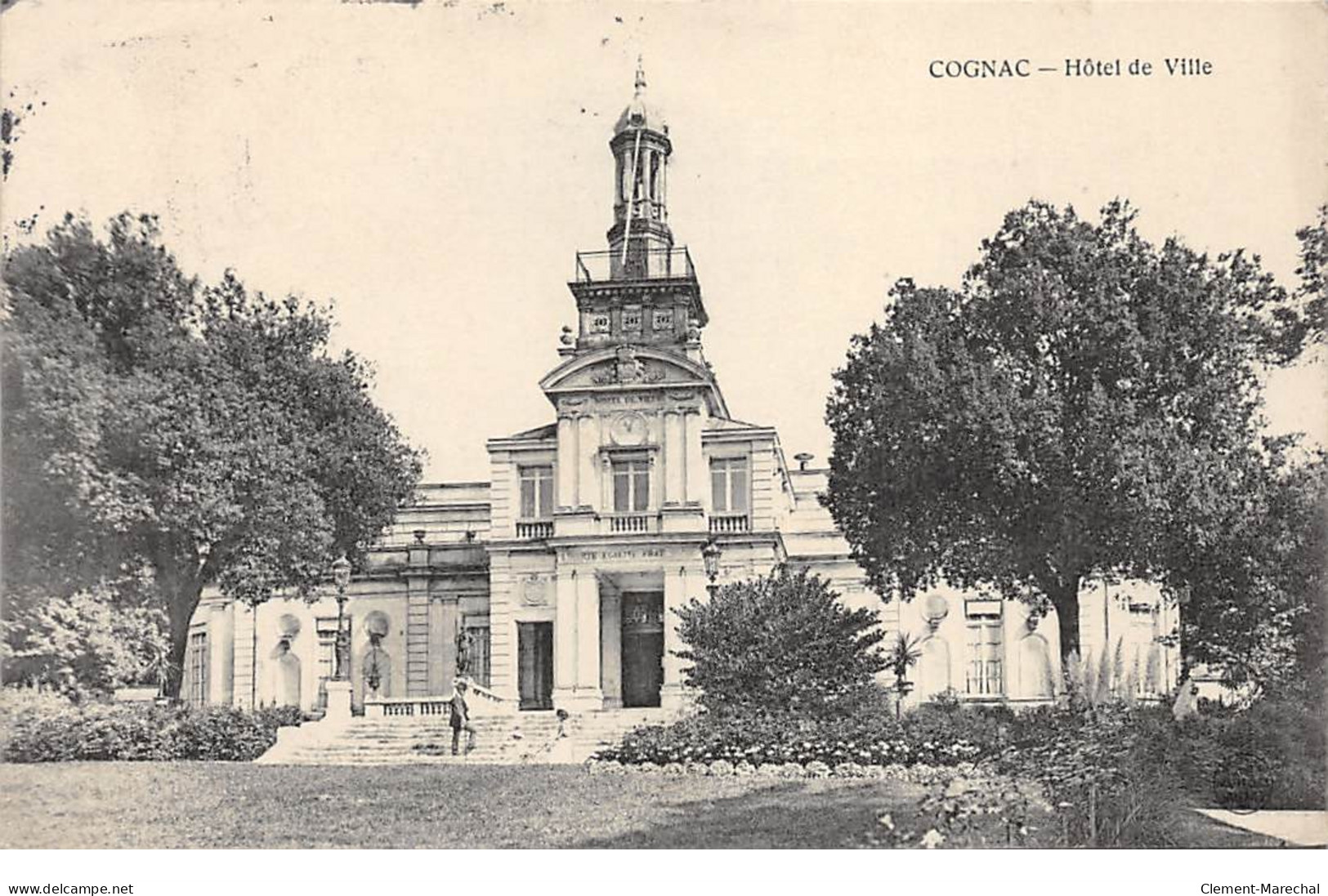 COGNAC - Hôtel De Ville - Très Bon état - Cognac