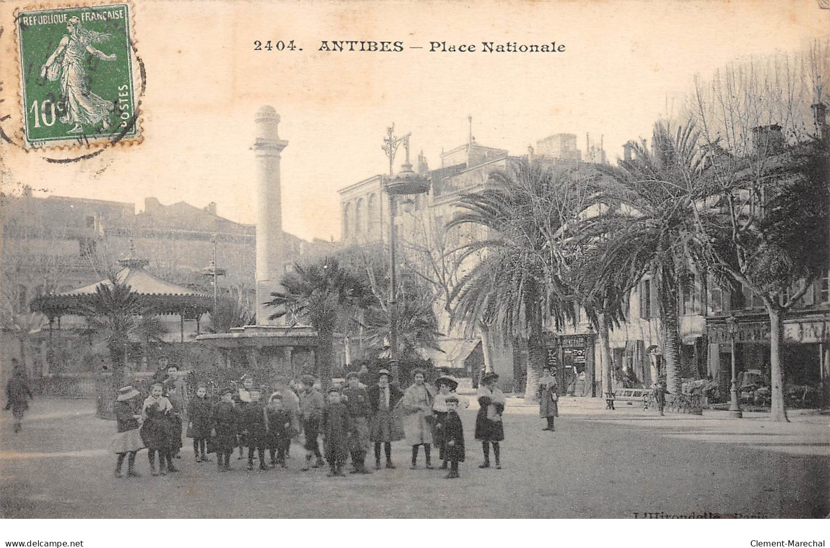 ANTIBES - Place Nationale - Très Bon état - Antibes - Oude Stad
