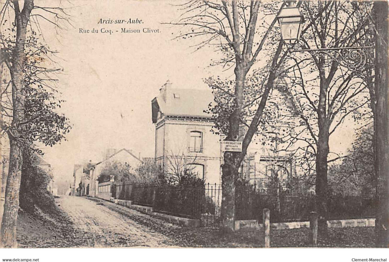 ARCIS SUR AUBE - Rue Du Coq - Maison Clivot - Très Bon état - Arcis Sur Aube