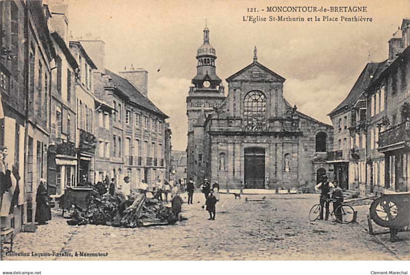MONCONTOUR DE BRETAGNE - L'Eglise Saint Mathurin Et La Place Penthièvre - Très Bon état - Moncontour