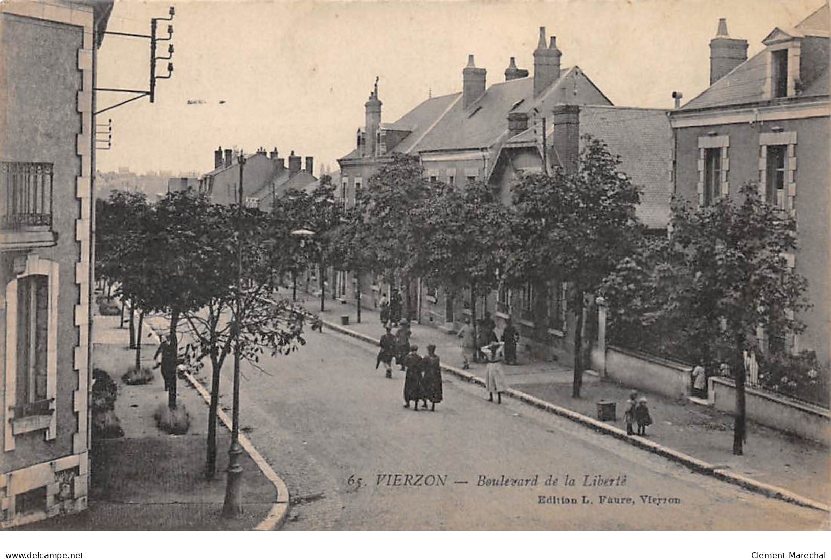 VIERZON - Boulevard De La Liberté - Très Bon état - Vierzon