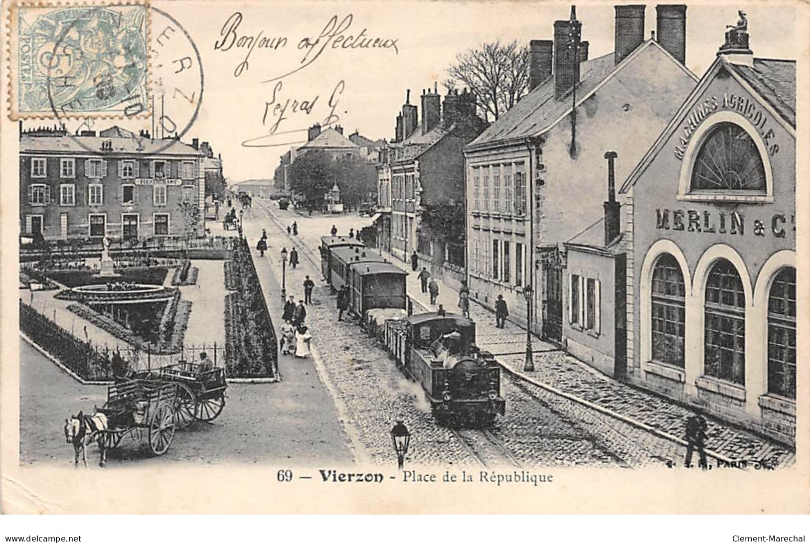 VIERZON - Place De La République - Très Bon état - Vierzon