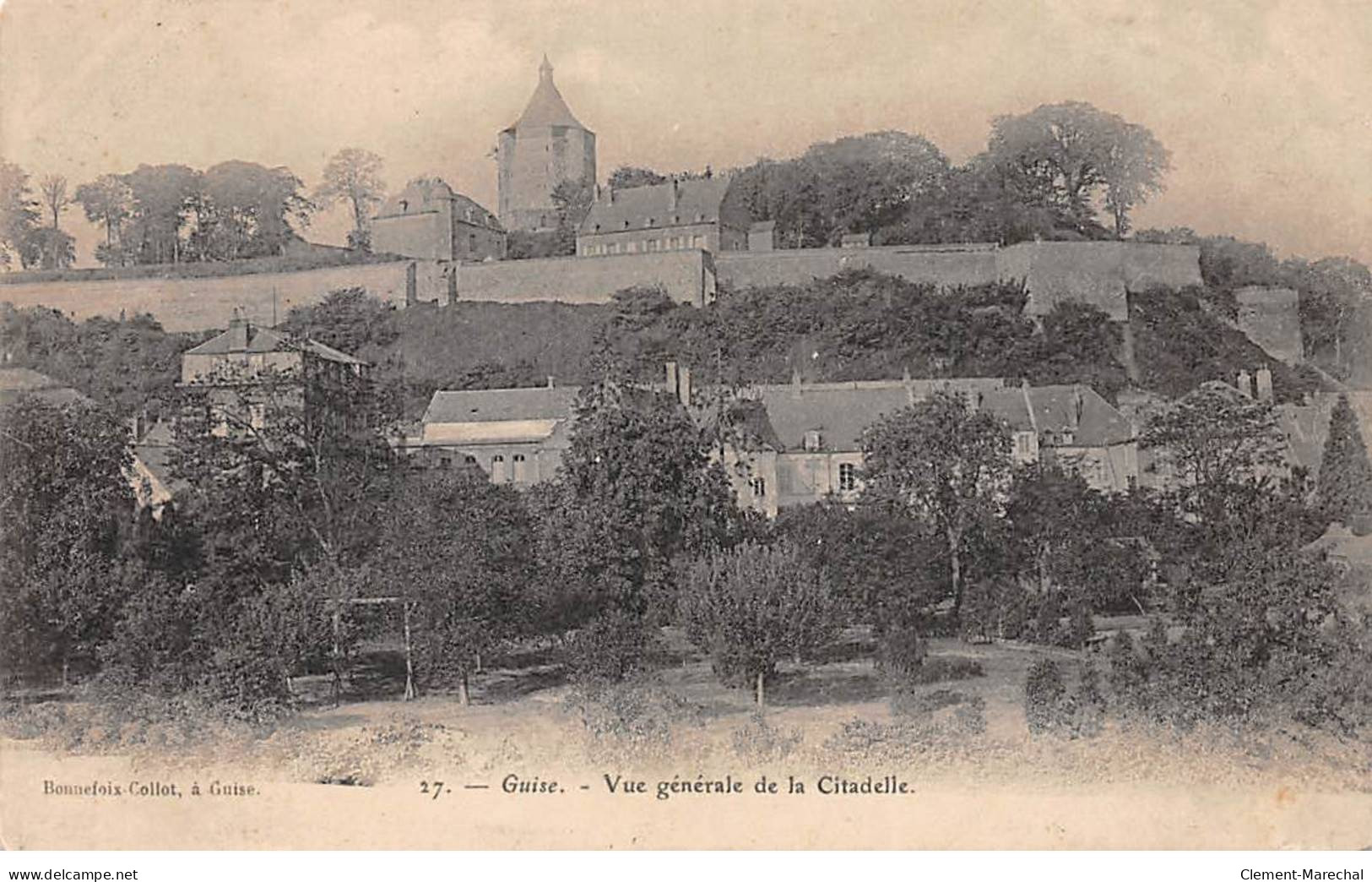 GUISE - Vue Générale De La Citadelle - Très Bon état - Guise