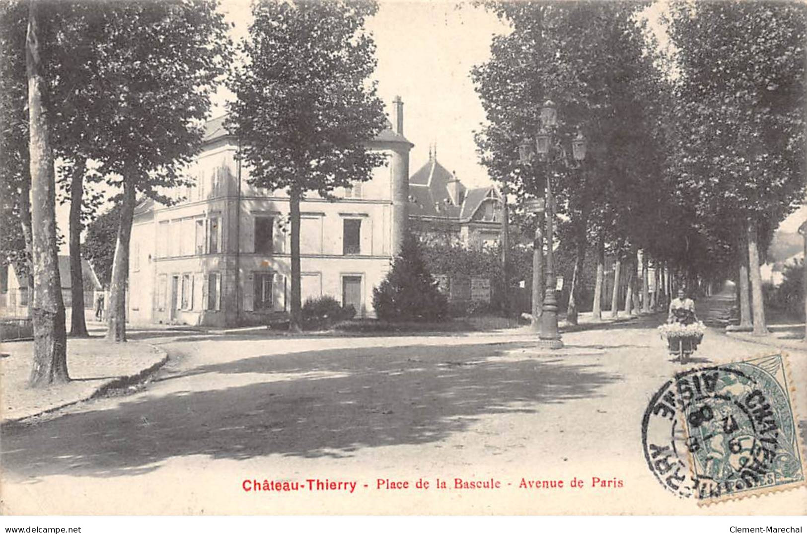 CHATEAU THIERRY - Place De La Bascule - Avenue De Paris - Très Bon état - Chateau Thierry