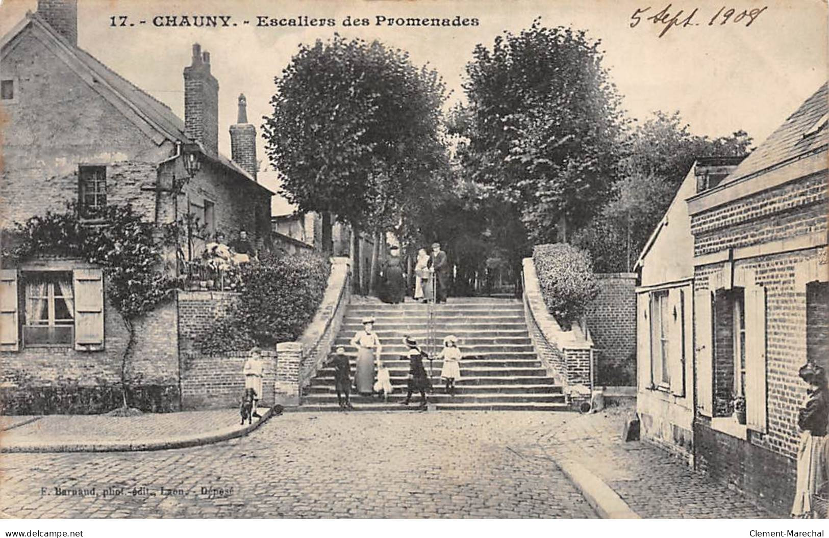 CHAUNY - Escaliers Des Promenades - Très Bon état - Chauny