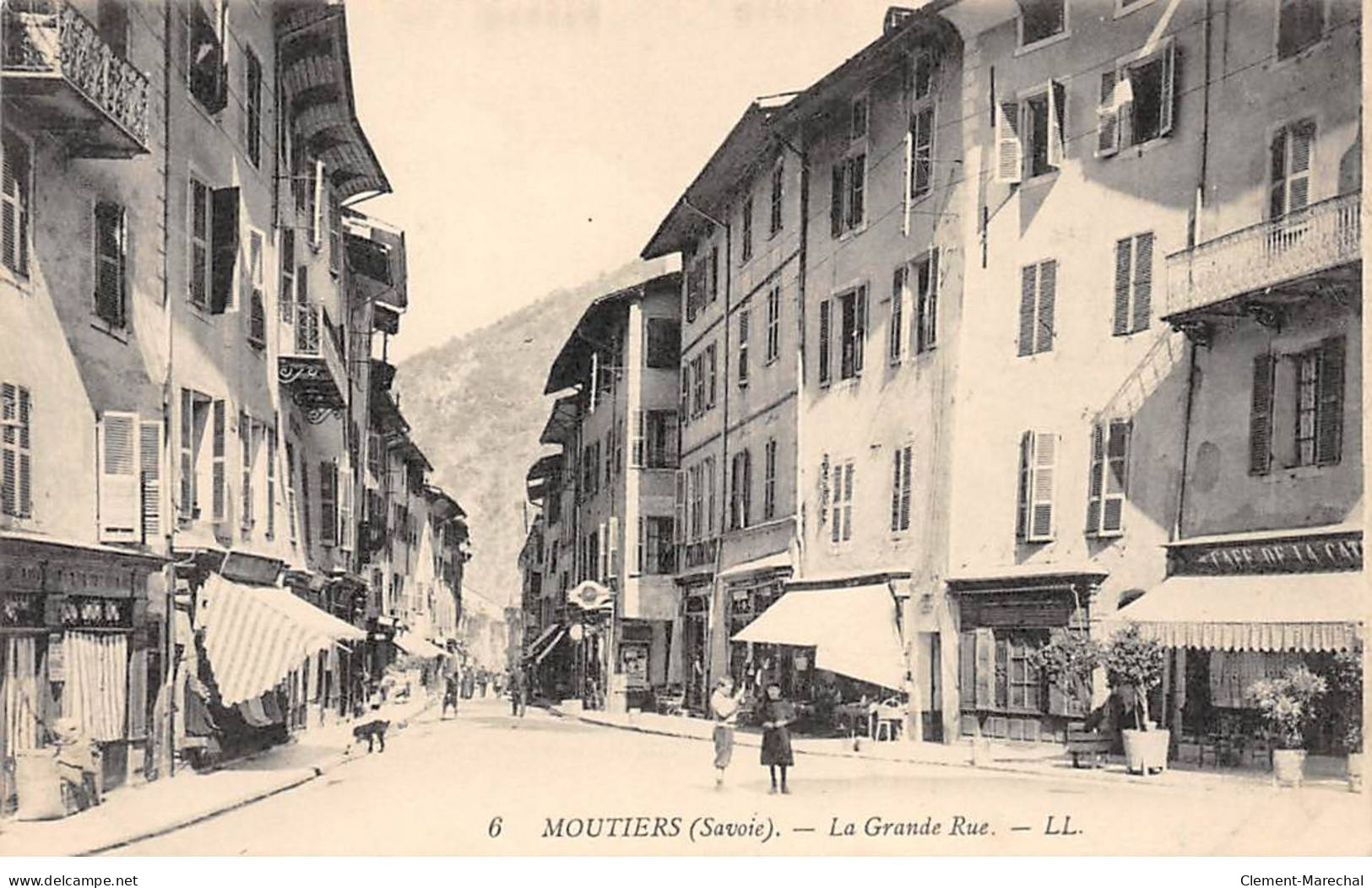 MOUTIERS - La Grande Rue - Très Bon état - Moutiers