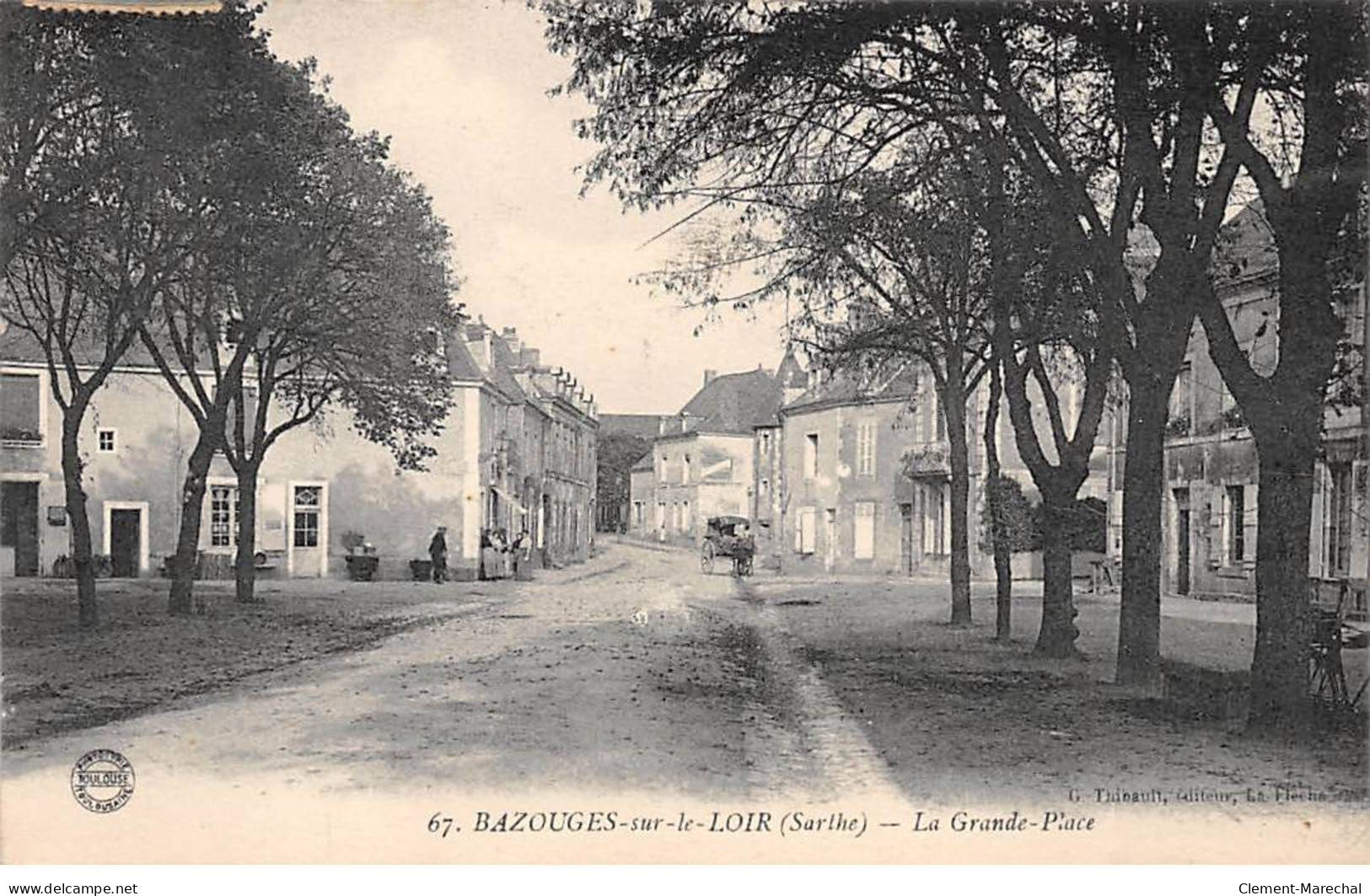 BAZOUGES SUR LE LOIR - La Grande Place - Très Bon état - Sonstige & Ohne Zuordnung