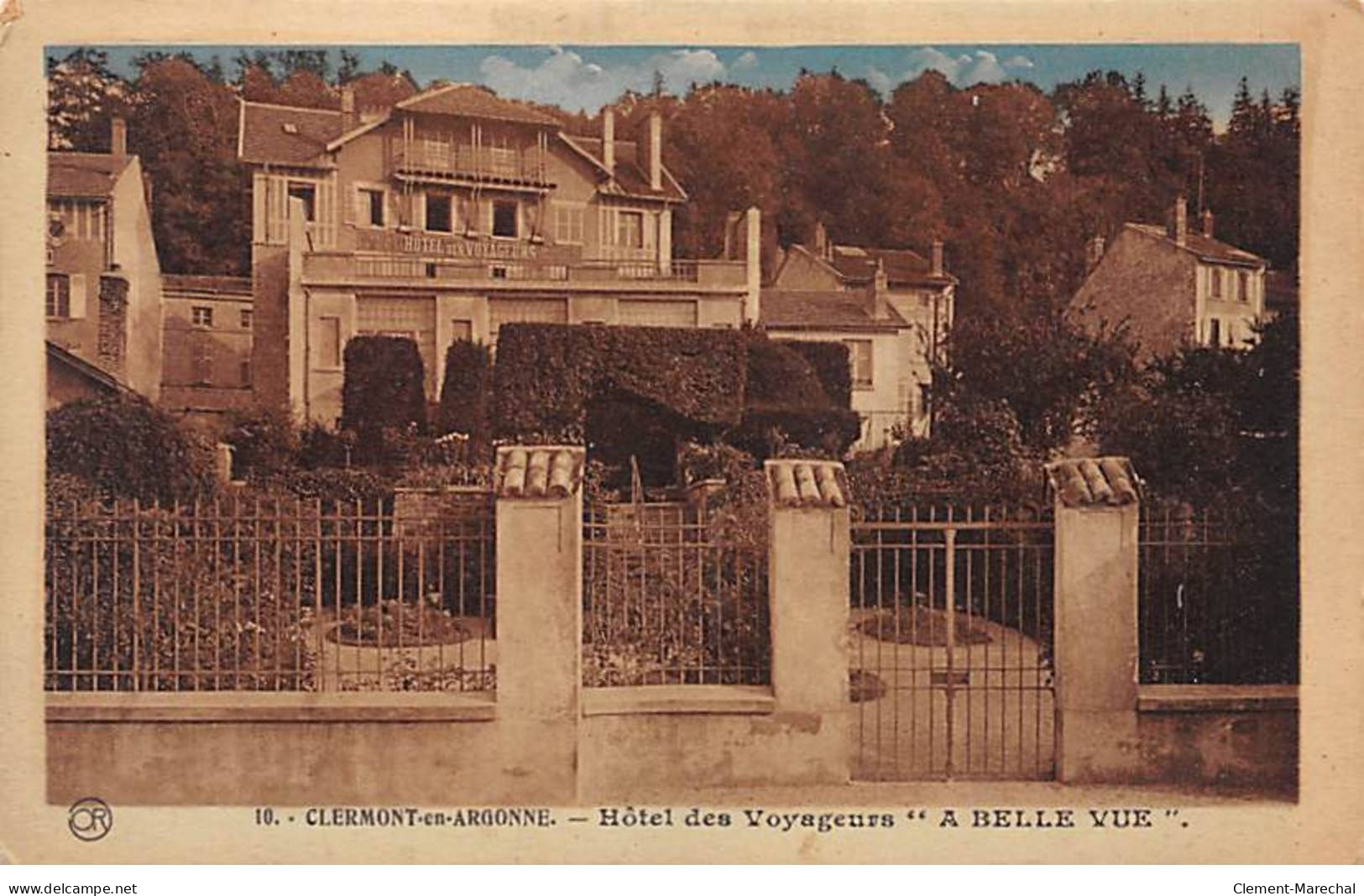 CLERMONT EN ARGONNE - Hôtel Des Voyageurs " A Belle Vue " - Très Bon état - Clermont En Argonne