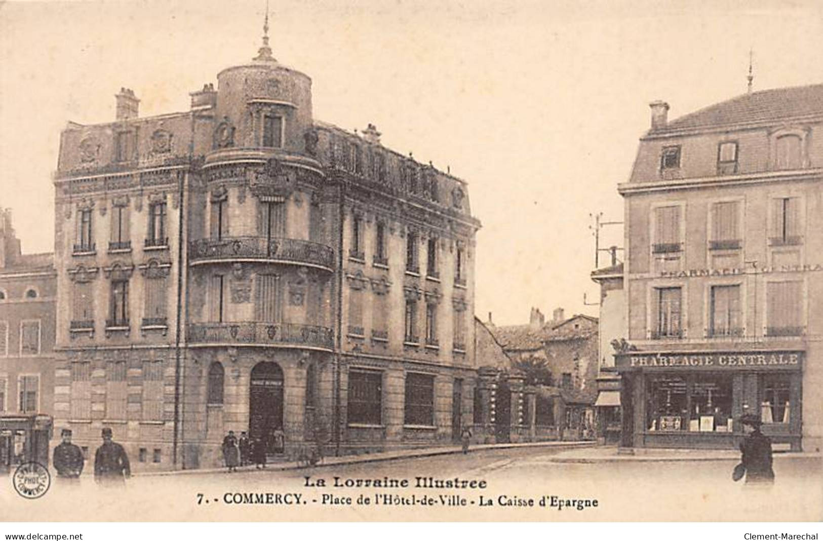 COMMERCY - Place De L'Hôtel De Ville - La Caisse D'Epargne - Très Bon état - Commercy