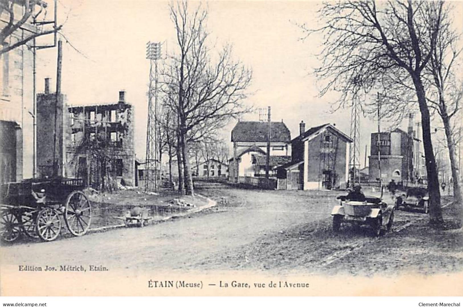 ETAIN - La Gare, Vue De L'Avenue - Très Bon état - Etain