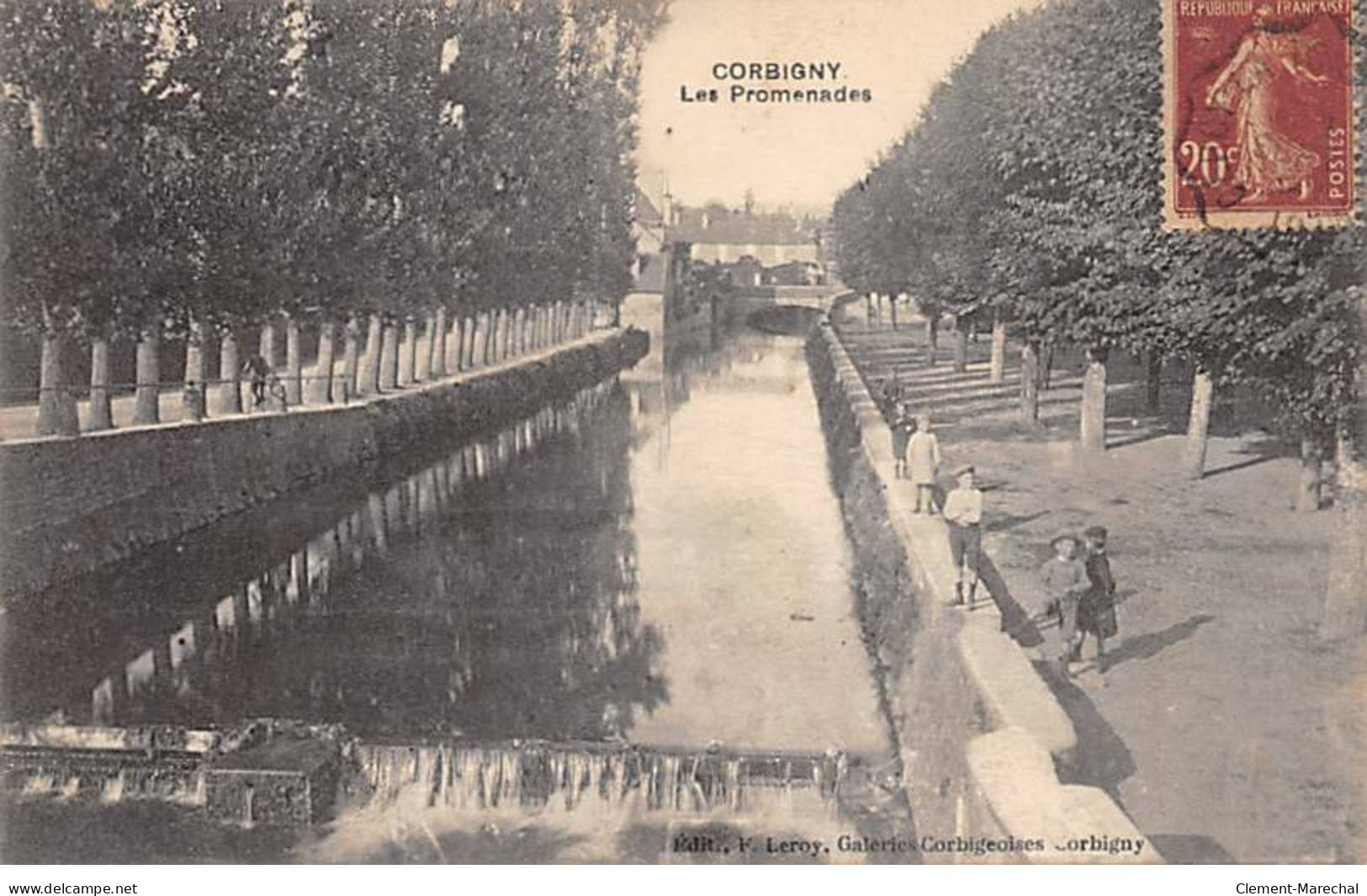 CORBIGNY - Les Promenades - Très Bon état - Corbigny