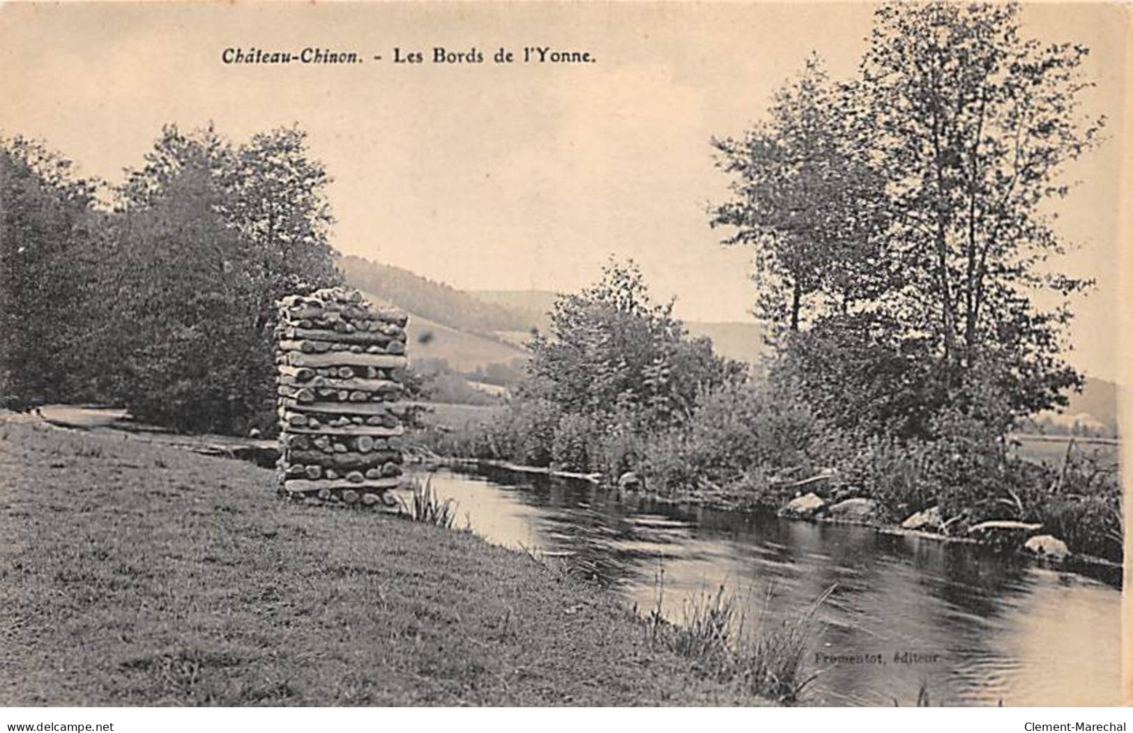 CHATEAU CHINON - Les Bords De L'Yonne - Très Bon état - Chateau Chinon