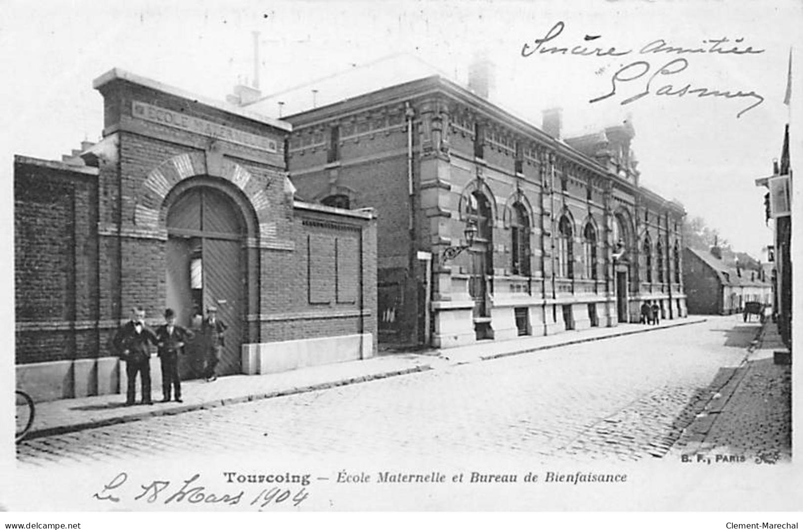 TOURCOING - Ecole Maternelle Et Bureau De Bienfaisance - Très Bon état - Tourcoing