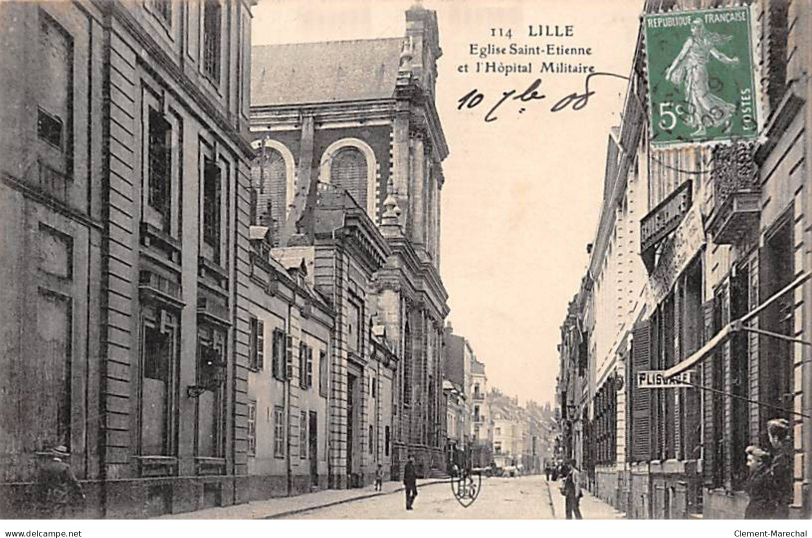 LILLE - Eglise Saint Etienne Et L'Hôpital Militaire - Très Bon état - Lille