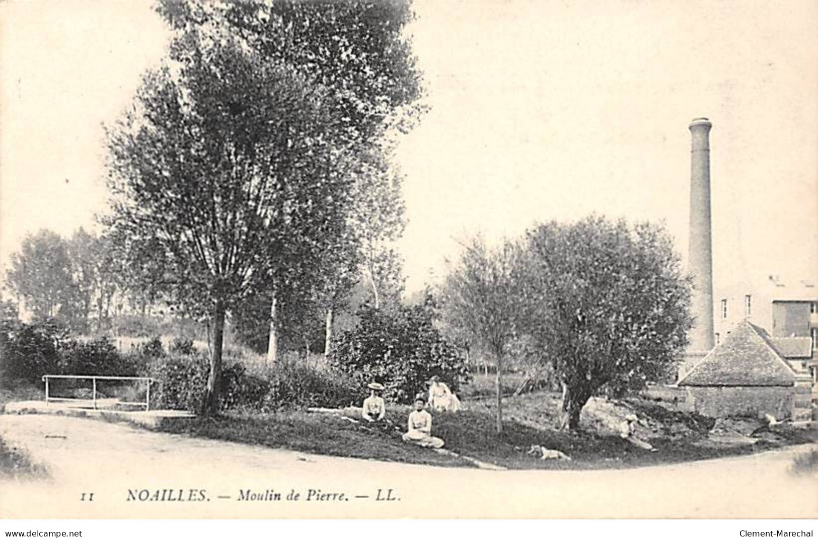 NOAILLES - Moulin De Pierre - Très Bon état - Noailles