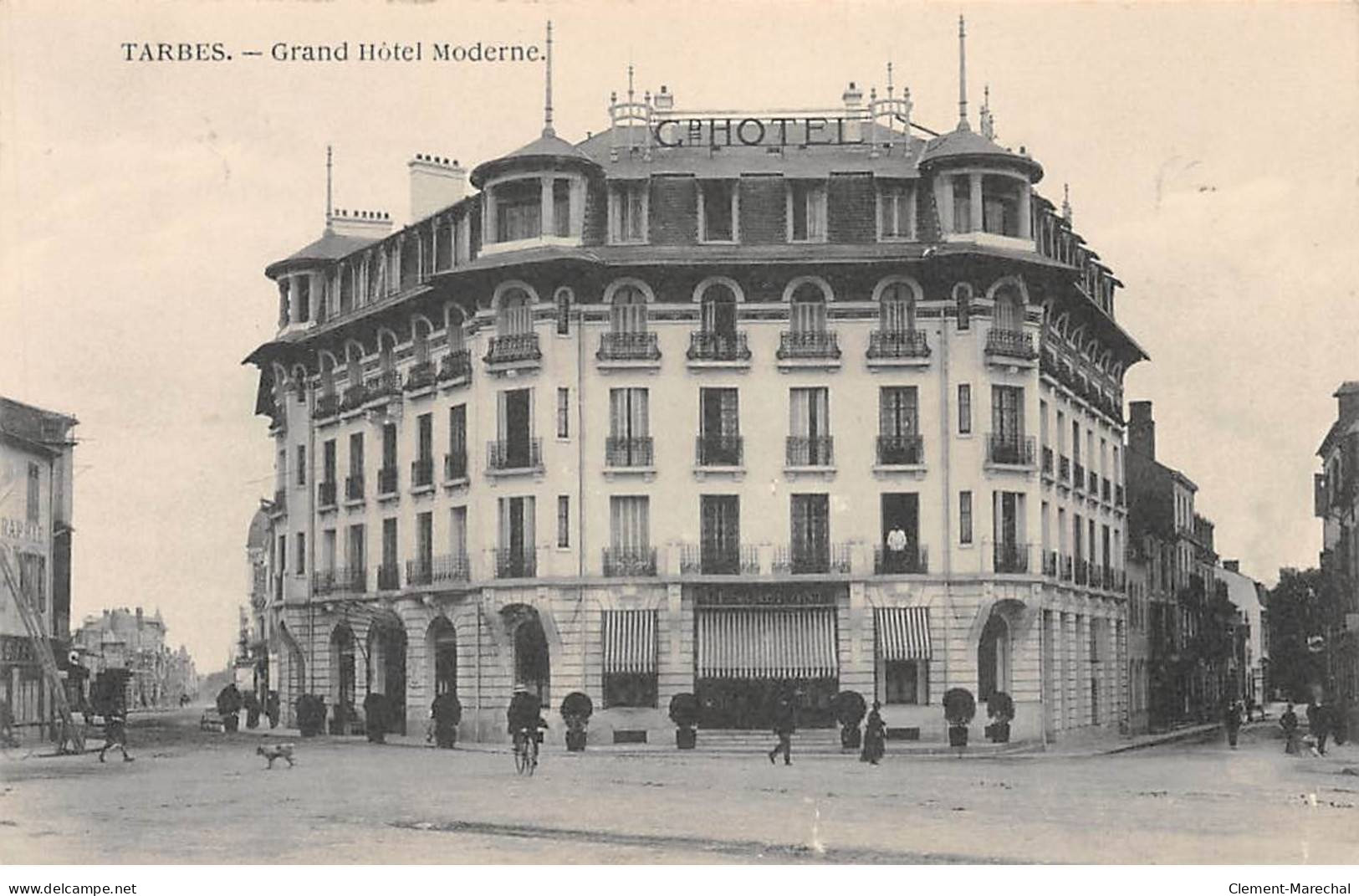 TARBES - Grand Hôtel Moderne - Très Bon état - Tarbes
