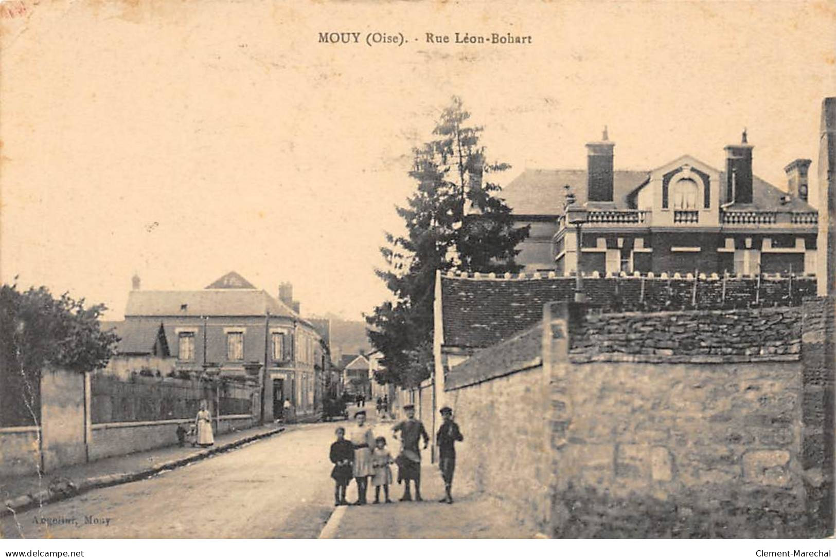 MOUY - Rue Léon Bohart - Très Bon état - Mouy
