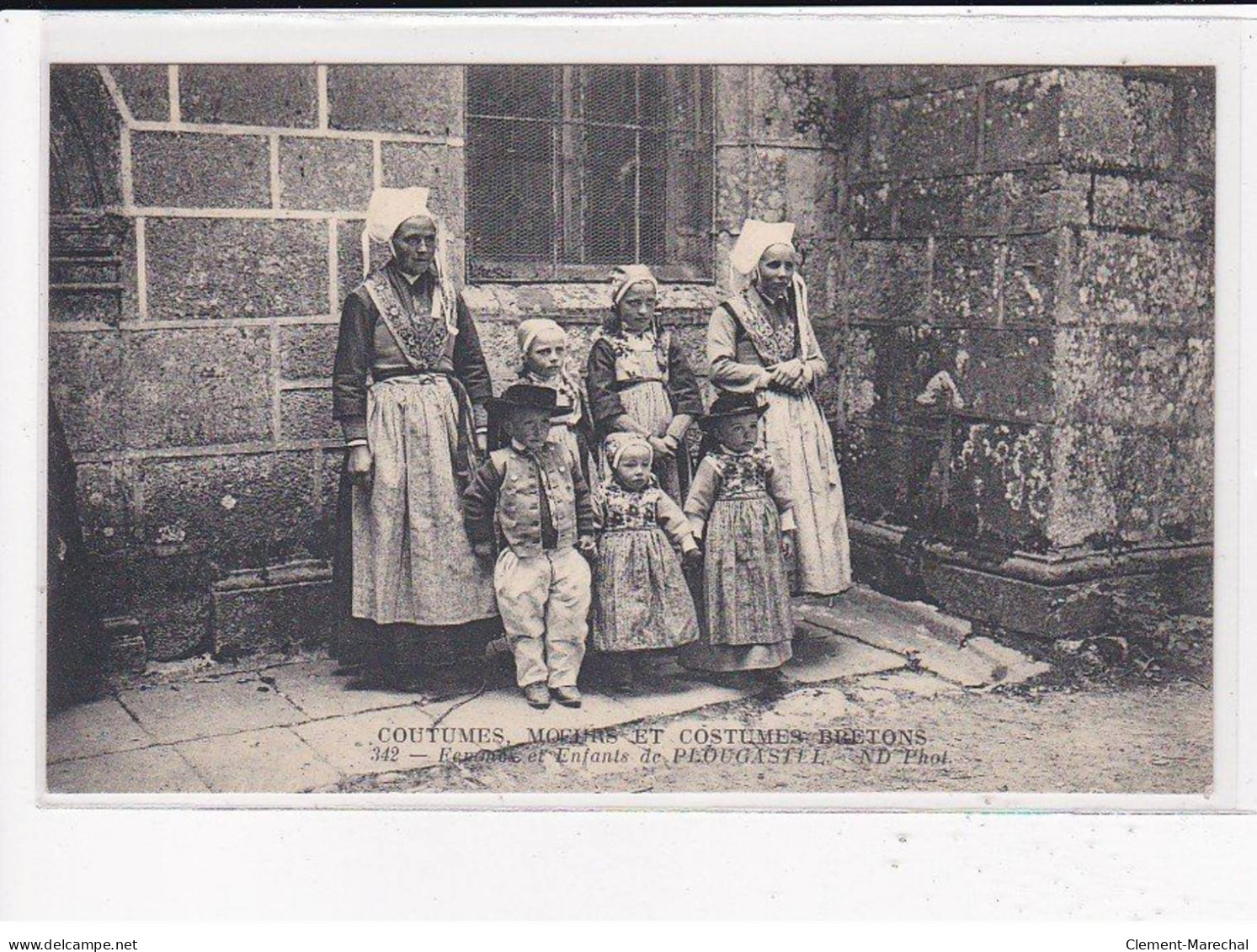 PLOUGASTEL-DAOULAS : Femmes Et Enfants Du Village, C.M.C.B - Très Bon état - Plougastel-Daoulas