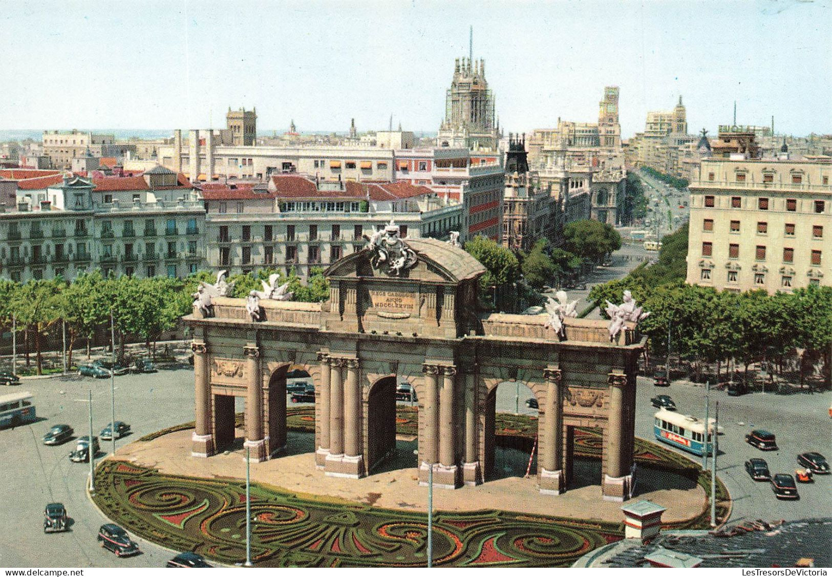 ESPAGNE - Madrid - Vue Panoramique De La Porte D'Alcala - Colorisé - Carte Postale - Madrid