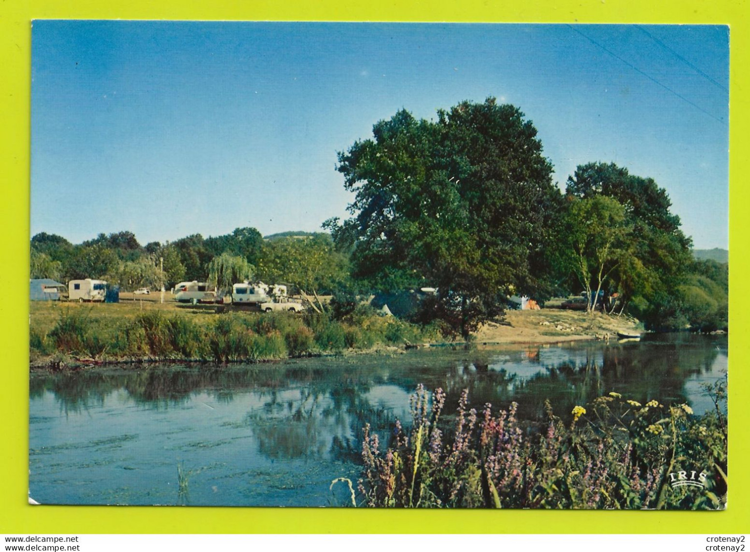 71 ETANG SUR ARROUX Vers Autun Camping Sur Les Rives De L'Arroux En 1980 Citroën DS Renault 4L R8 Caravanes - Autun