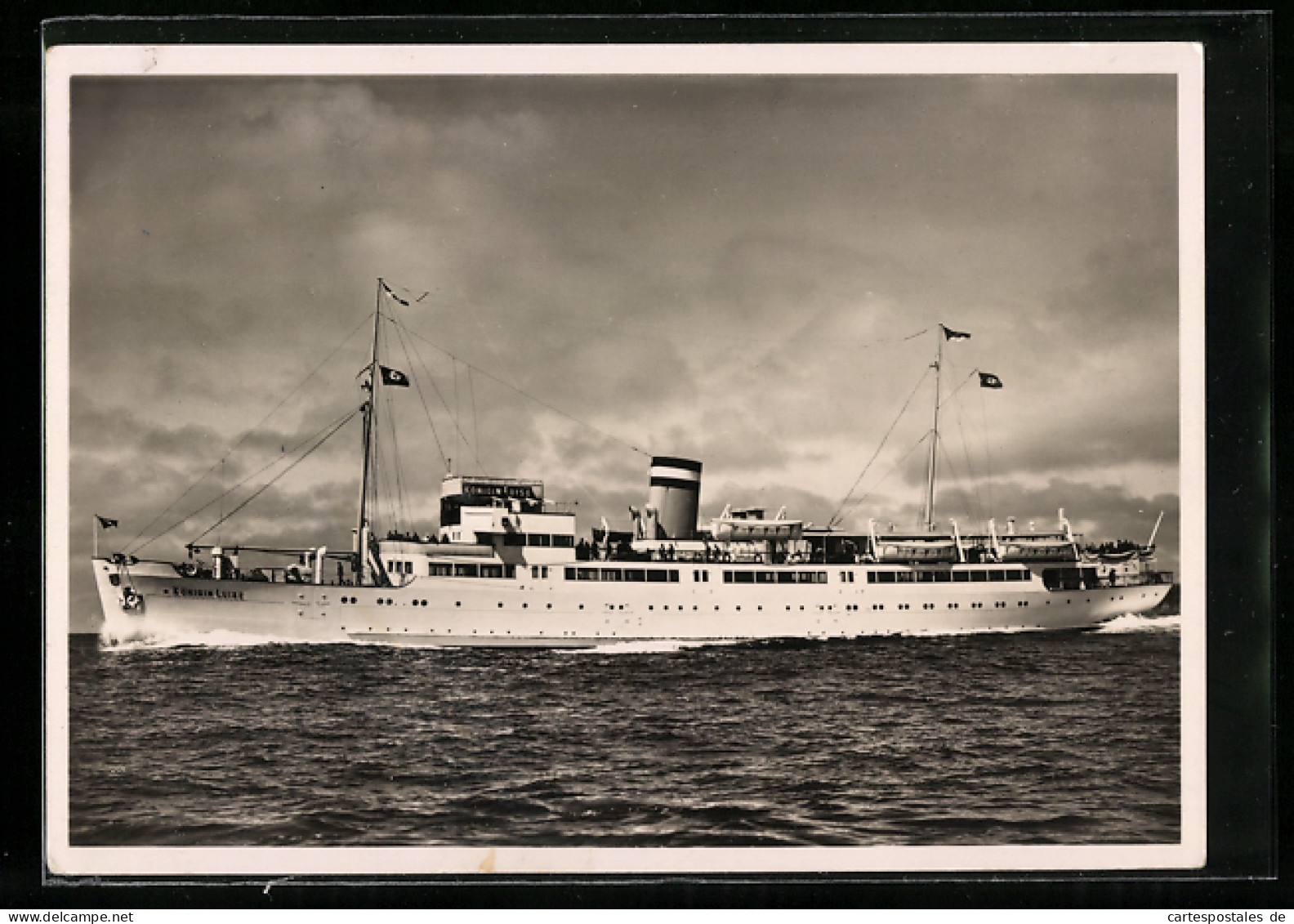 AK Passagierschiff M.S. Königin Luise In Voller Fahrt  - Passagiersschepen