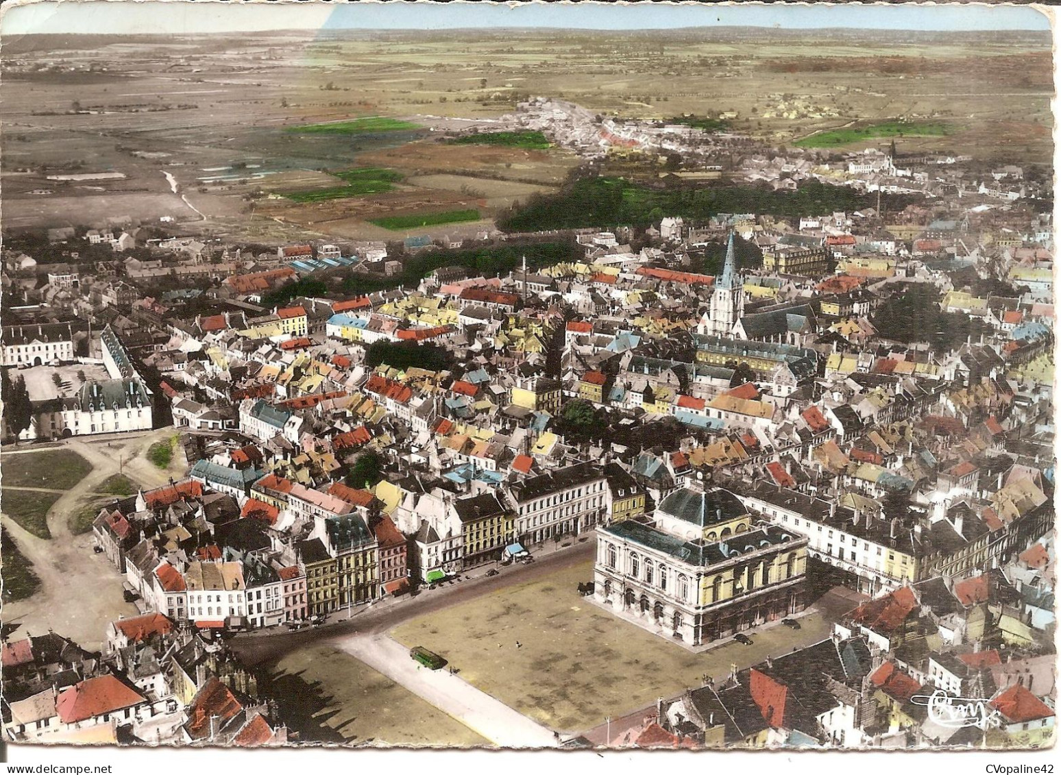 ST-OMER (62) Vue Aérienne - L'Hôtel De Ville Et L'Eglise Du St-Sépulcre  CPSM GF - Saint Omer